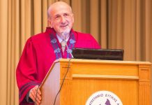 Αναγόρευση επίτιμου καθηγητή από το Τμήμα Διοίκησης Επιχειρήσεων